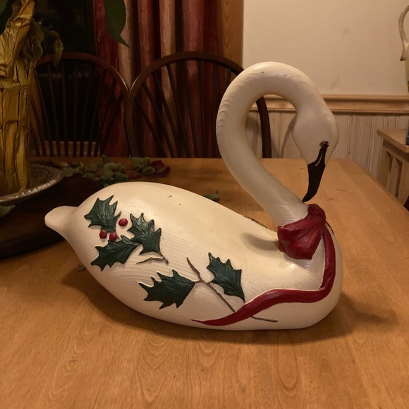 Vintage Yield House Elegant White Swan Holiday Decor - Picture 3 of 8
